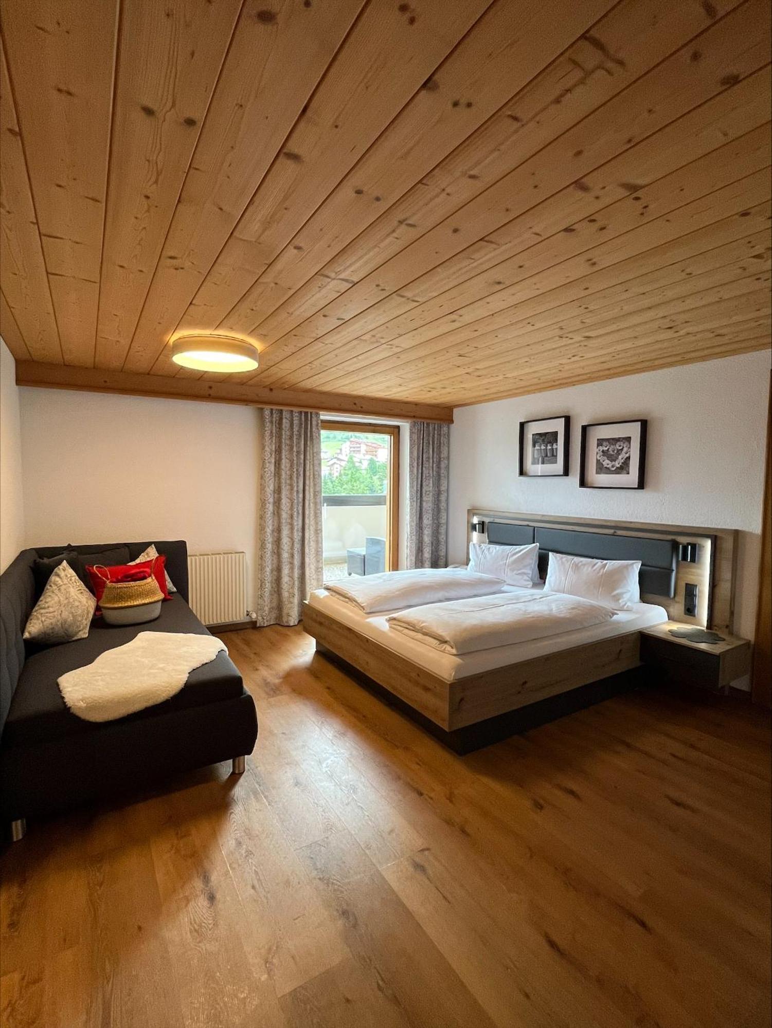 Ferienwohnung Florina Im Hotel Casada Galtür Esterno foto